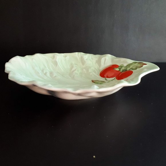Carlton ware Cabbage leaf dish with Tomato design - Picture 5 of 9